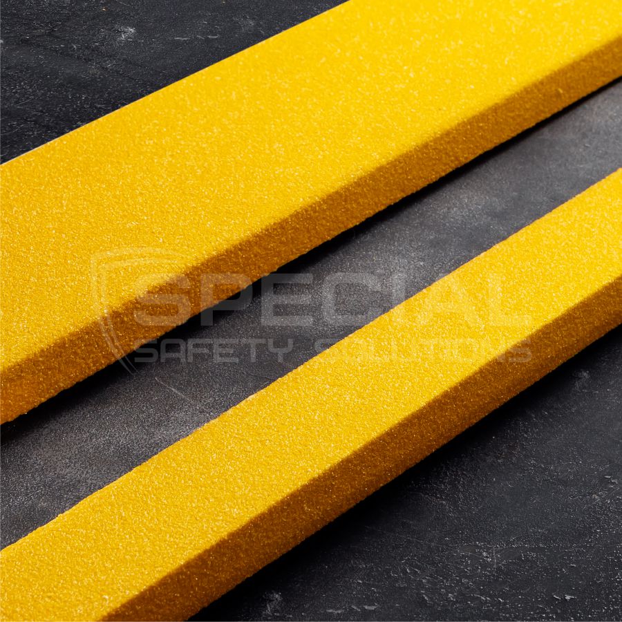Противоскользящие накладки на ступеньки лестниц Step Guard 70*30мм